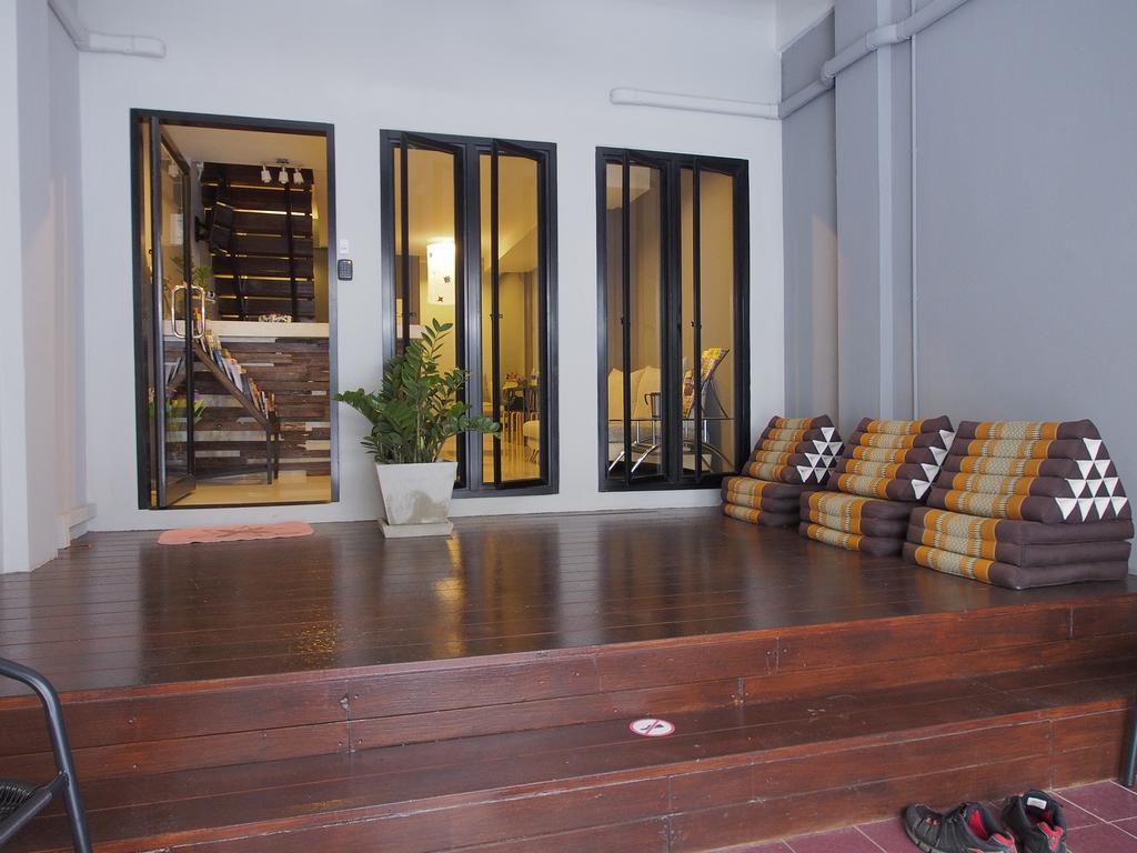 Eden Walking Street Hostel Chiang Mai Exterior foto
