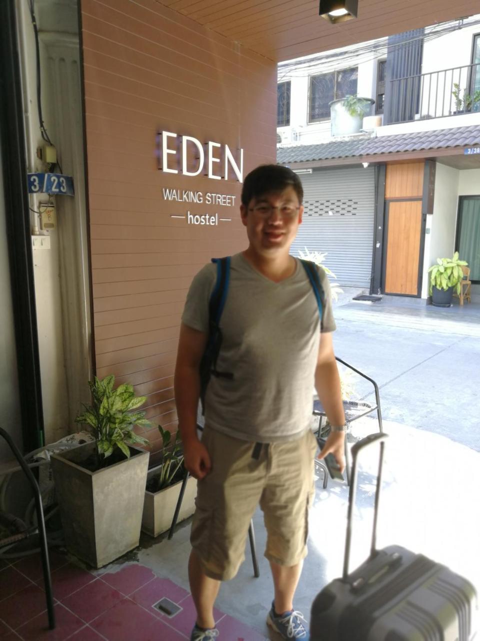 Eden Walking Street Hostel Chiang Mai Exterior foto