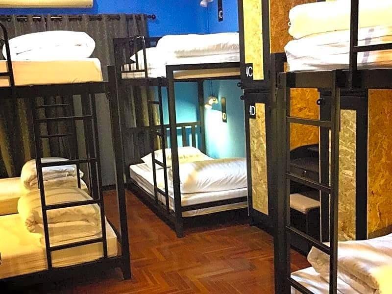 Eden Walking Street Hostel Chiang Mai Exterior foto