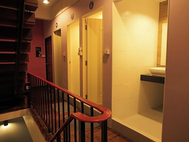 Eden Walking Street Hostel Chiang Mai Exterior foto